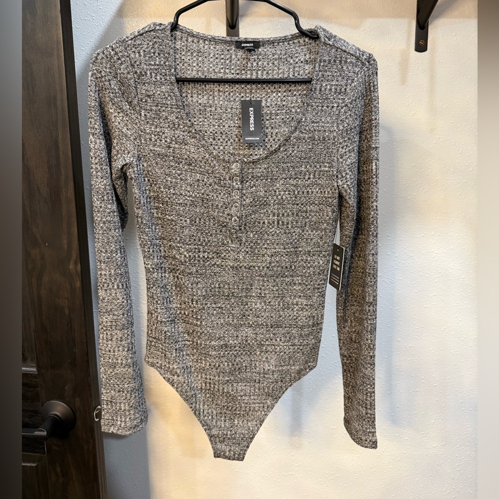 Express Long Sleeve bodysuit